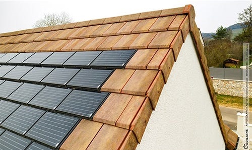 Tegola Alpha solare applicata su copertura