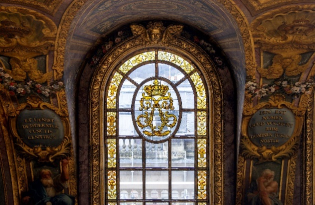Saint-Gobain per il restauro della cappella reale di Versailles