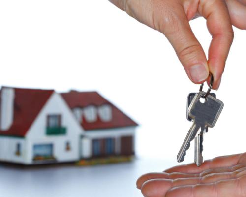 Prezzi delle abitazioni calati del 36%