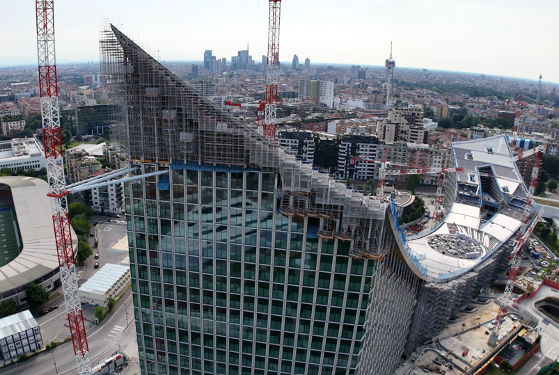 CityWave a Milano: la copertura sospesa di 140 metri che ridefinisce i confini dell'ingegneria edilizia CityWave a Milano: la copertura sospesa di 140 metri che ridefinisce i confini dell'ingegneria edilizia