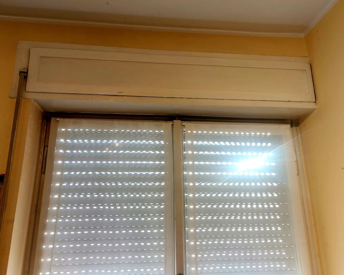 Coibentare il cassonetto tapparelle dall’interno (senza smontare tutto) Coibentare il cassonetto tapparelle dall’interno (senza smontare tutto)