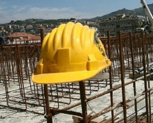 Coronavirus: riaprire i cantieri subito per dare il via alla ripresa