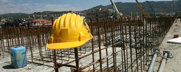 Riapertura dei cantieri per la ripresa economica
