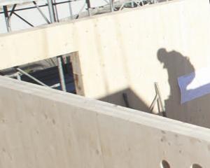 Corso sul tema della costruzione di tetti e coperture in legno