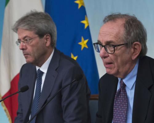 Il Ministro dell'Economia e delle Finanze Padoan ed il Presidente del Consiglio Gentiloni ddl