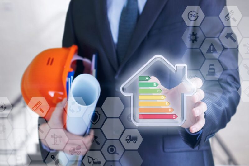 Decarbonizzazione, perché integrare efficienza e rinnovabili aumenta il valore degli interventi