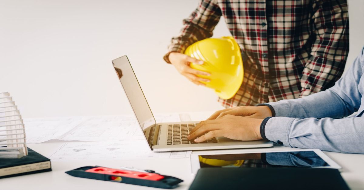 L'edificio intelligente per la decarbonizzazione edilizia, ma aumentare gli investimenti