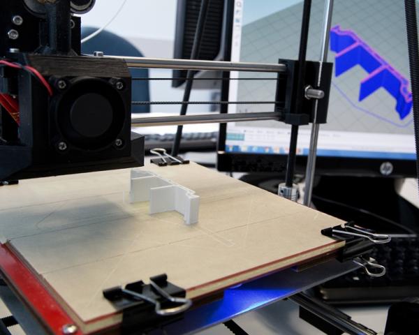 La stampa 3D per prototipi di profili Ensinger
