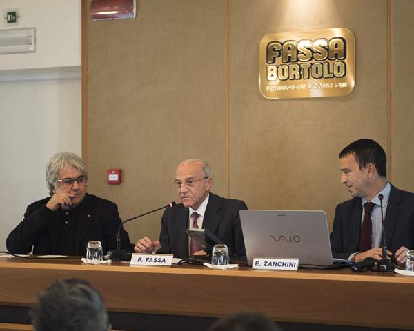 Presidente della Commissione Ambiente della Camera On. Ermete Realacci, Presidente di Fassa S.r.l. Paolo Fassa, e il Vicepresidente di Legambiente Edoardo Zanchini