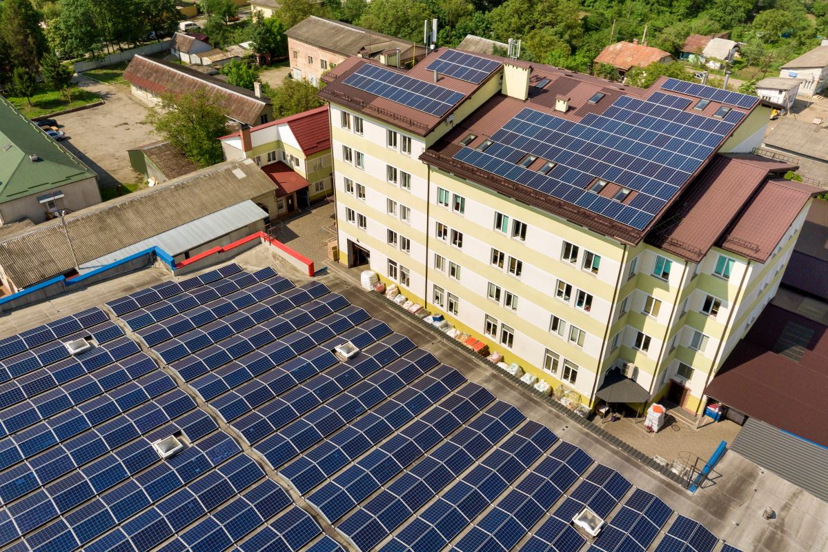 Pannelli fotovoltaici, i poteri dell'assemblea di condominio