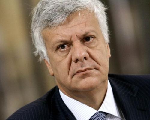 Galletti: "Credito d’imposta e fondo per bonifica da amianto"