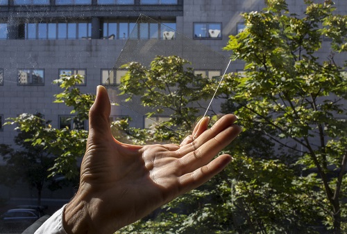 finestre fotovoltaiche di Glass to Power