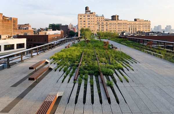 High Line è parco lineare sopraelevato a New York High Line è parco lineare sopraelevato a New York