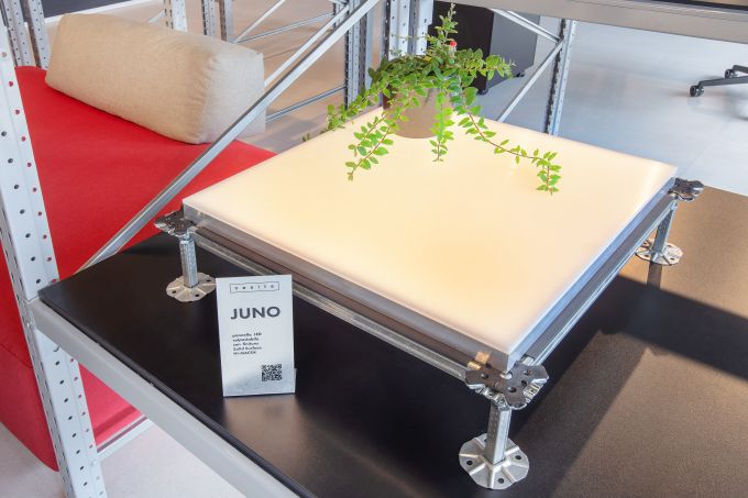 Juno è il nuovo pannello LED di Nesite, calpestabile ad alta luminosità.