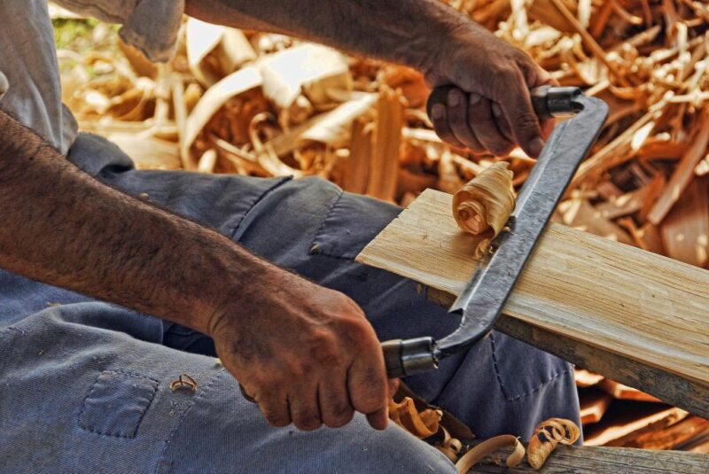 Lavori in legno, gli attrezzi più utili da avere per professionisti