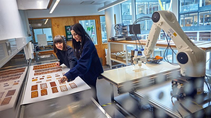 Lievito, cellulosa e stampa 3D: a Chalmers nasce il materiale bio-based per l'architettura degli interni Lievito, cellulosa e stampa 3D: a Chalmers nasce il materiale bio-based per l'architettura degli interni