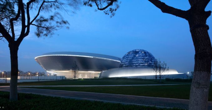 museo di astronomia di Shanghai senza linee o angoli retti