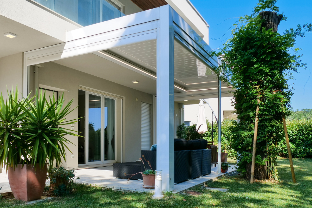 Pergole bioclimatiche: le soluzioni Belle Pergole per il comfort outdoor