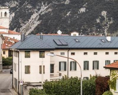 Design e funzionalità: il rivestimento Scaglie PREFA per un edificio storico in Friuli