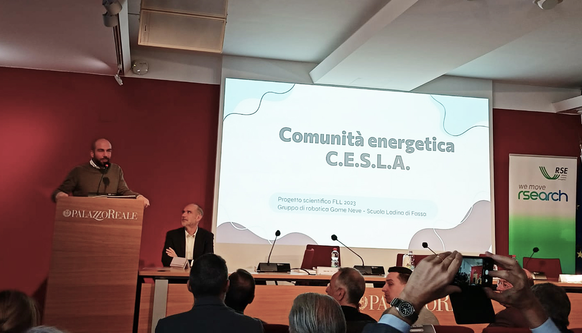 Un momento della presentazione di CESLA (Comunità Energetica Scuola Ladina Asilo)