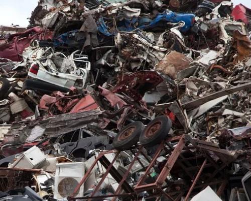 L’emergenza coronavirus sui rifiuti costerà un miliardo