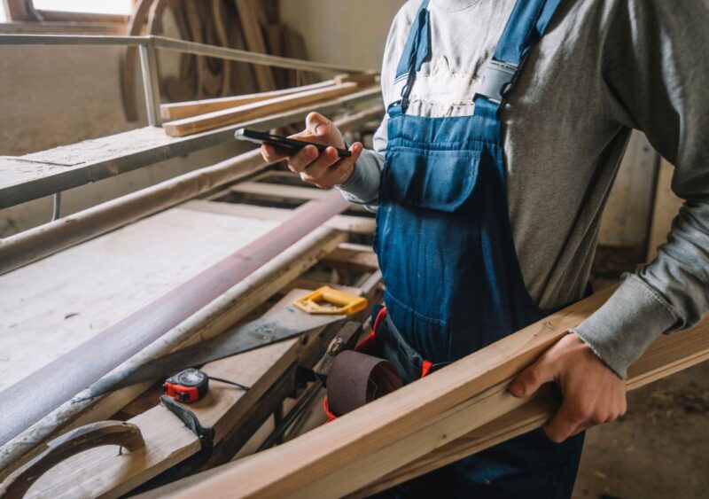 Scegliere il legno per le ristrutturazioni: versatilità, estetica ed efficienza