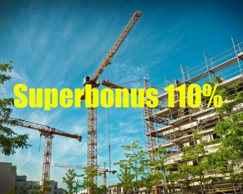 Superbonus, i chiarimenti del MEF su abusi, limite unità immobiliari e fotovoltaico