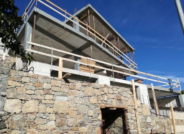 Soluzioni Tecnostrutture per una villa in Liguria