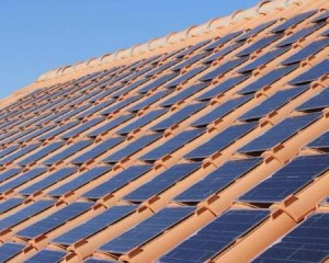 Tegole fotovoltaiche: l’innovazione tecnologica al servizio dell’architettura
