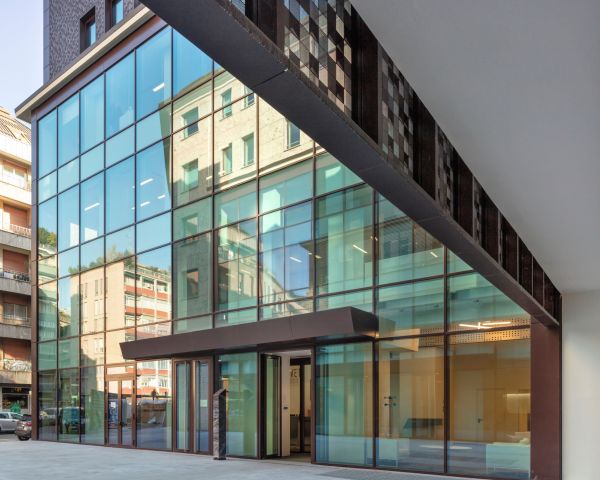 Vetra Building, il volto nuovo del centro storico